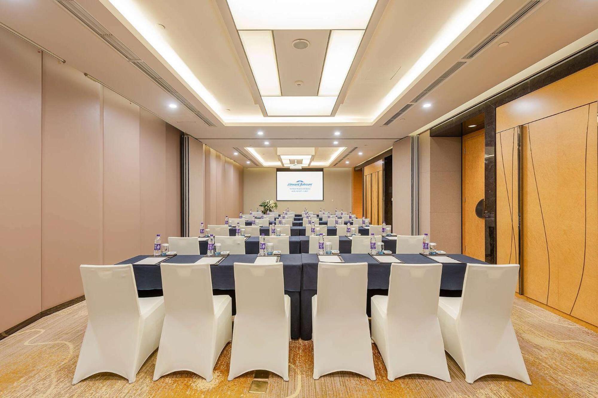 Howard Johnson Hi - Tech Plaza צ'נגדו מראה חיצוני תמונה
